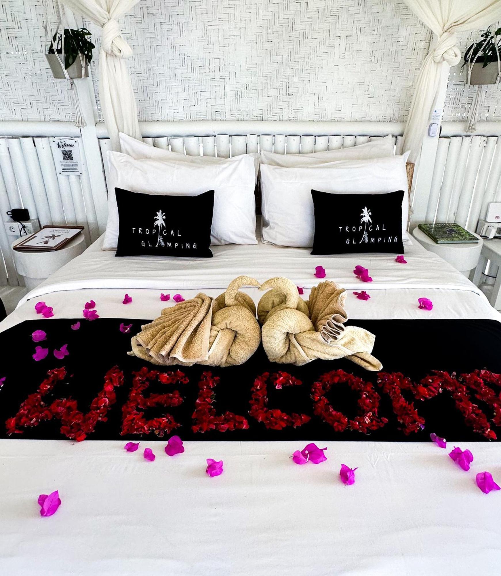 Tropical Glamping Nusa Penida - Private Romantic Seaside Bungalow Diamond Beach Polilit Dış mekan fotoğraf